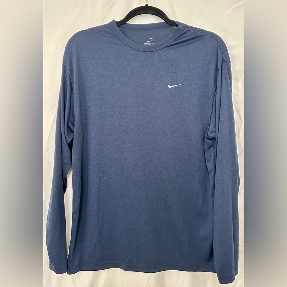Nike | Men’s Vintage Dri Fit | Navy Long Sleeve Shirt | Size Small